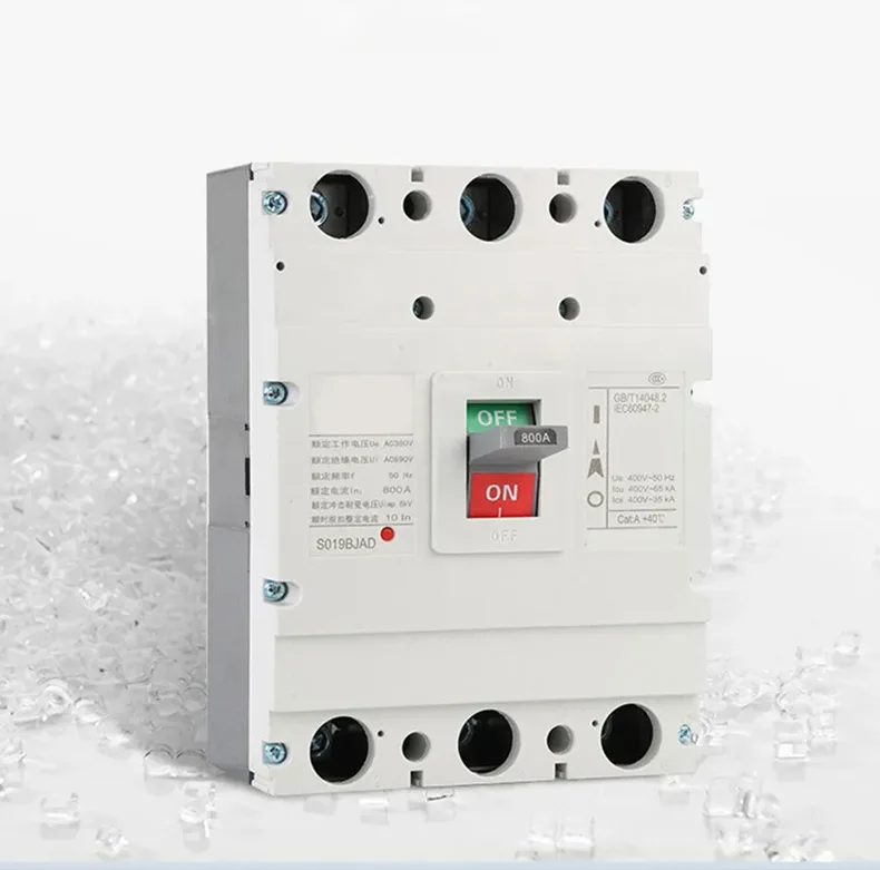 What are the types of leakage circuit breakers?